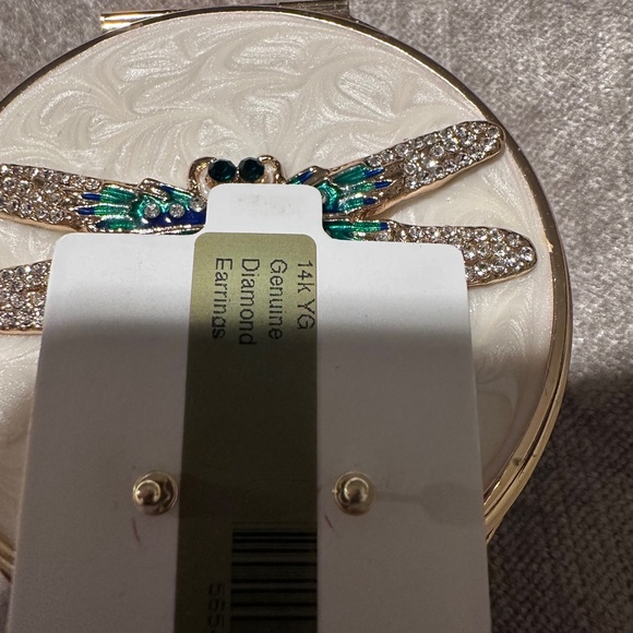 14k Gold Natural Round Diamond Solitaire Studs with screw backs &4 prong setting - Picture 6 of 11